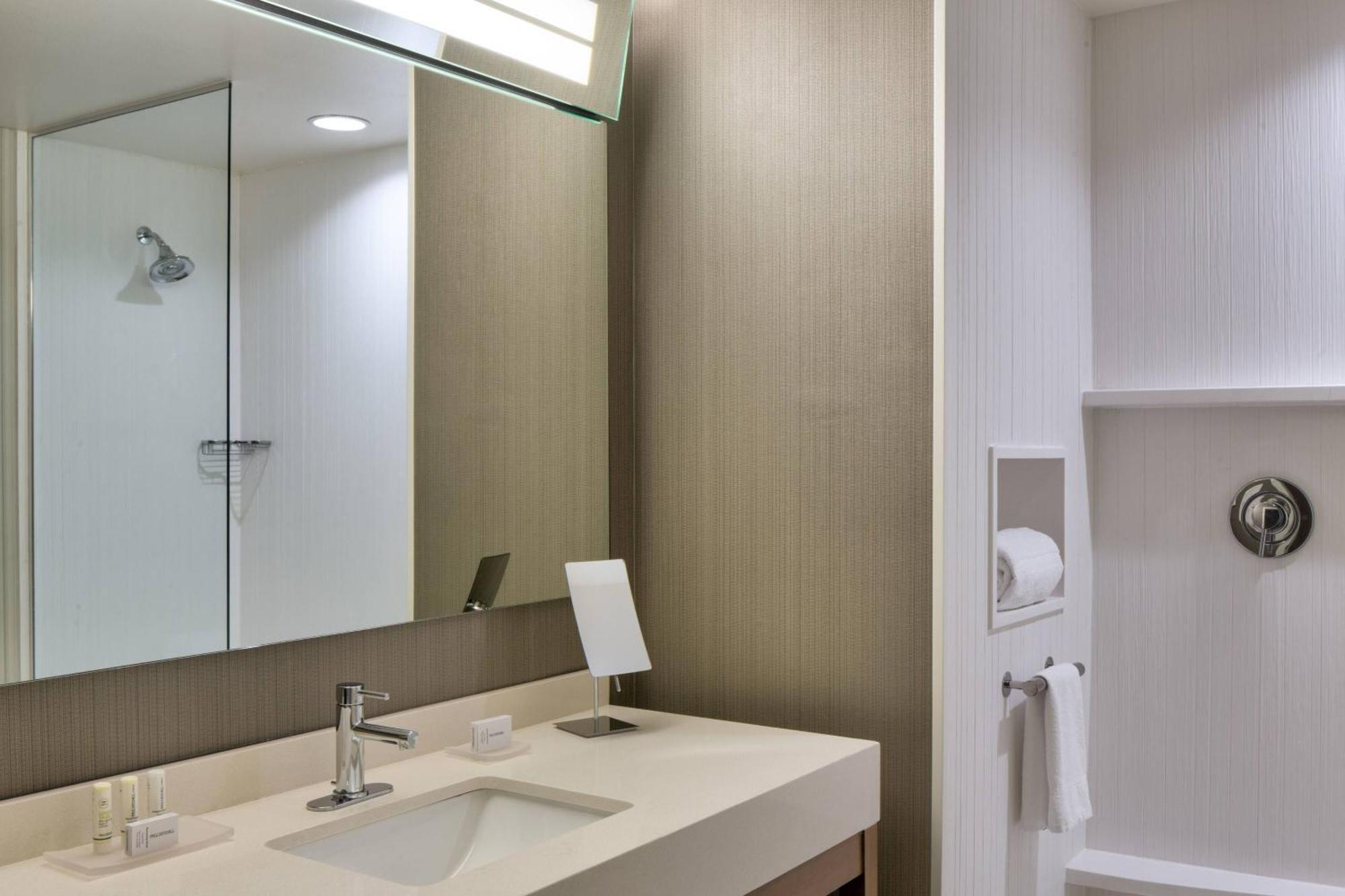 Courtyard By Marriott Houston Northwest/Cypress Hotel Ngoại thất bức ảnh