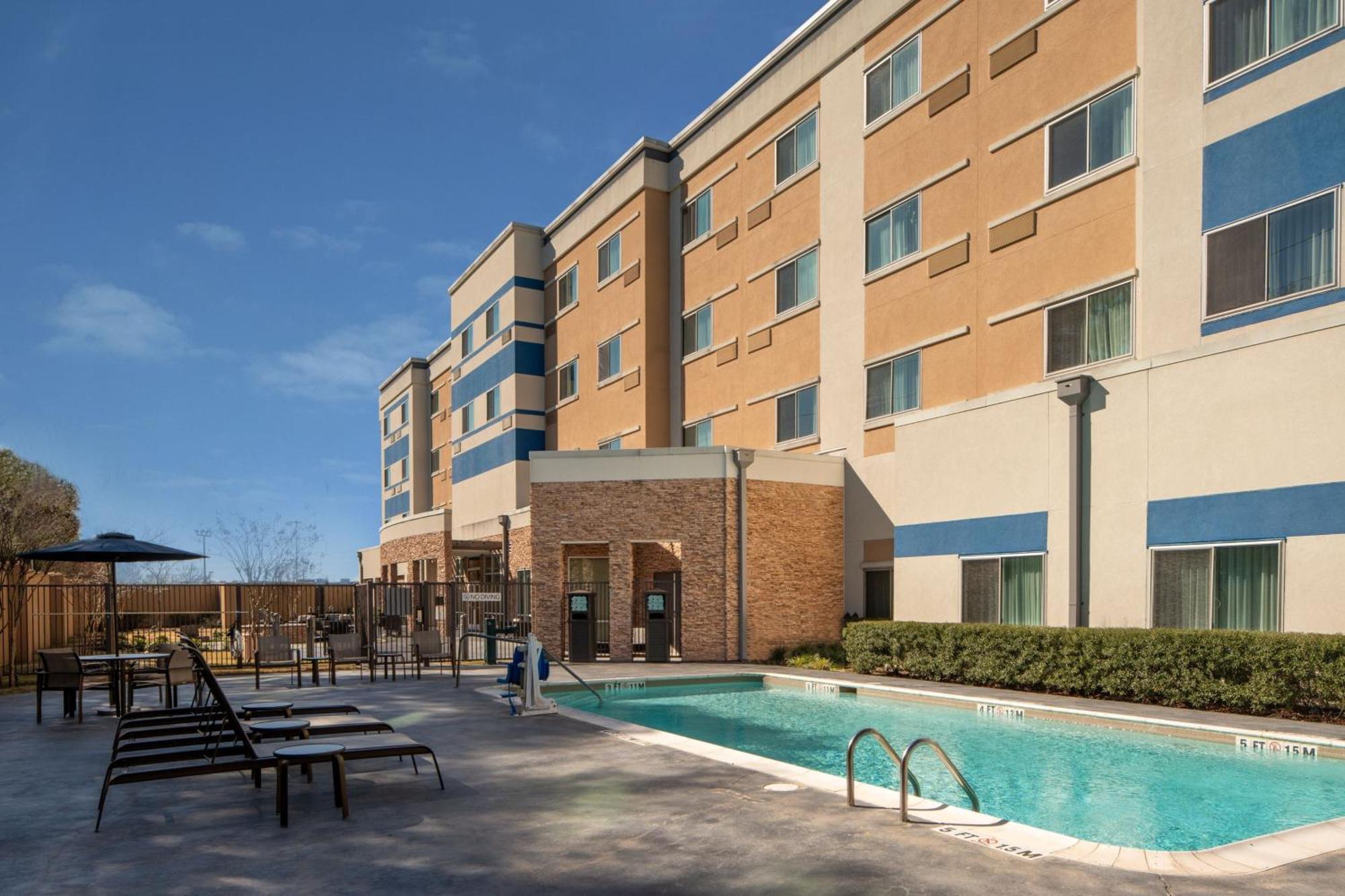 Courtyard By Marriott Houston Northwest/Cypress Hotel Ngoại thất bức ảnh